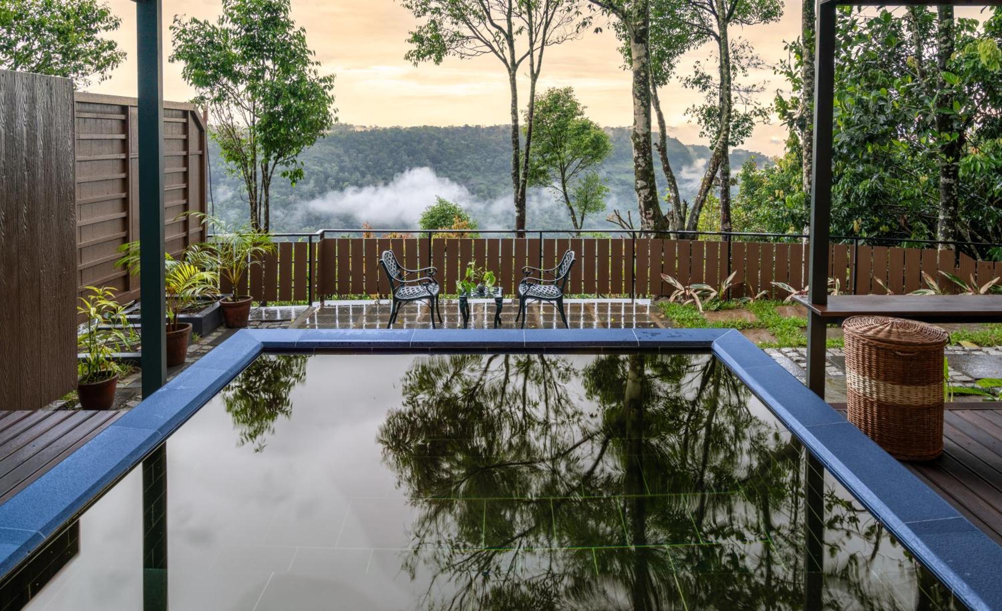 Spicetree Munnar Hotel Chinnakanal Bagian luar foto