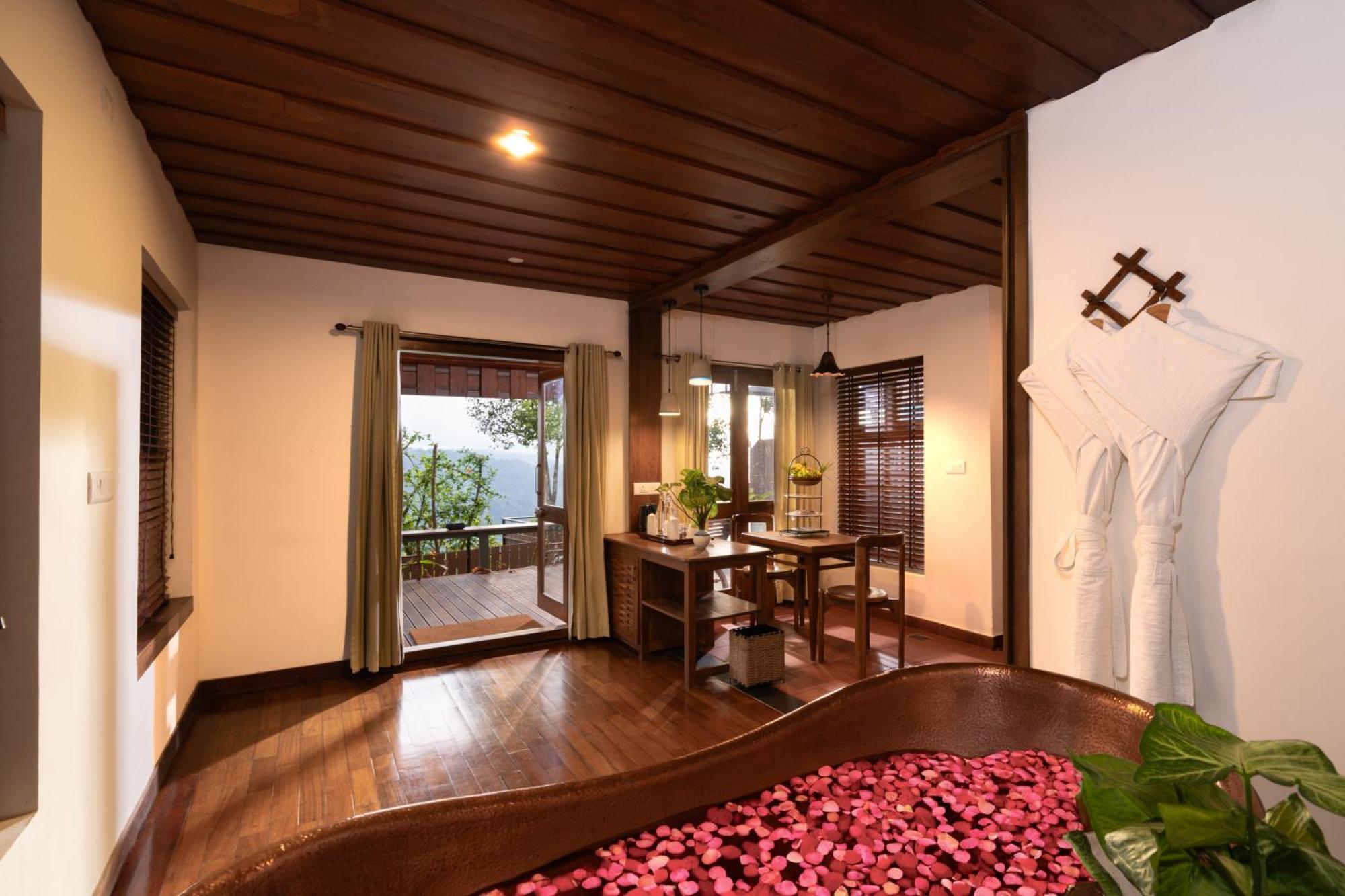 Spicetree Munnar Hotel Chinnakanal Bagian luar foto